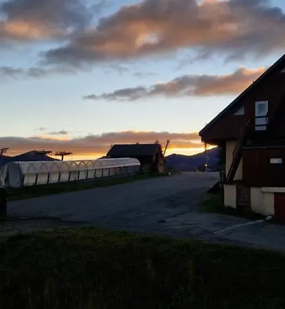 Le Chaleureux Cocon Rouge Daire