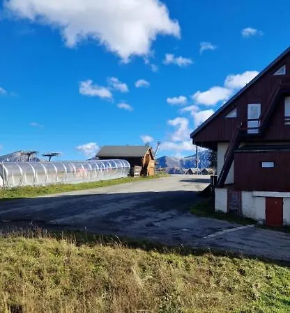Le Chaleureux Cocon Rouge Apartment